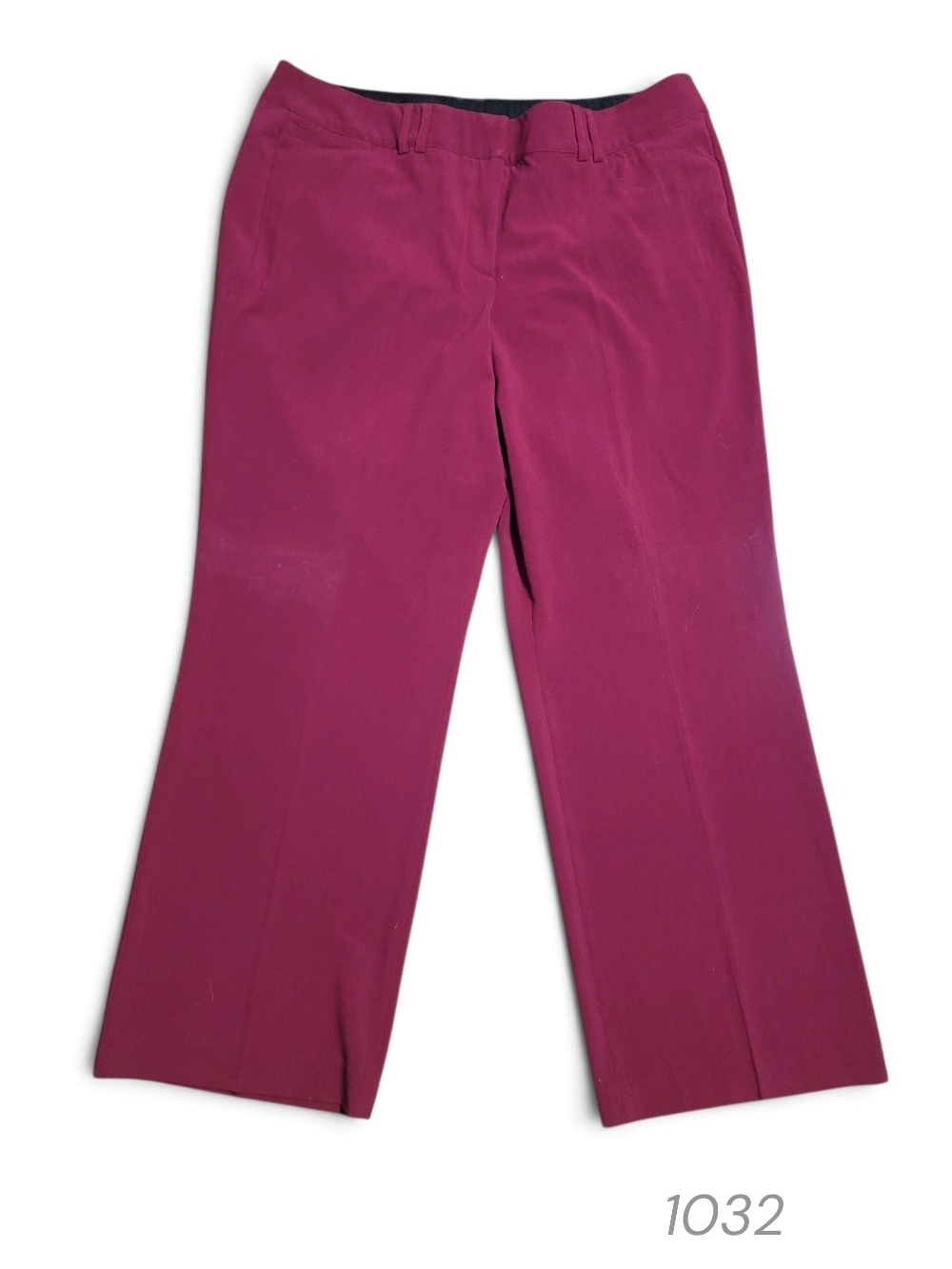 LANE BRYANT - Size 18 Women’s Magenta / Fuscia Straight-Leg Pants